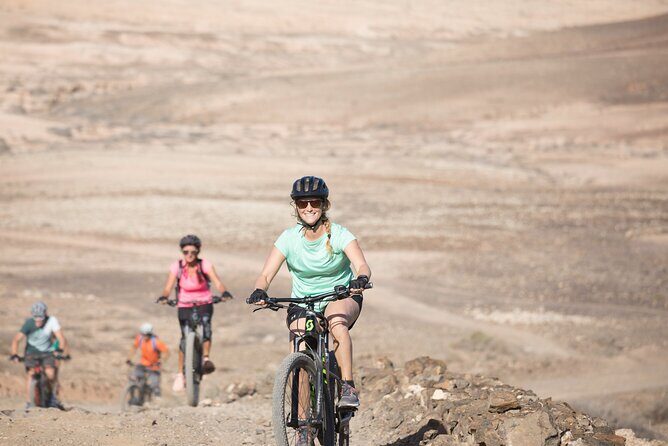 Volcanic Discovery PREMIUM eBike Tour; easy level: 35 km - What’s Included and How it Works