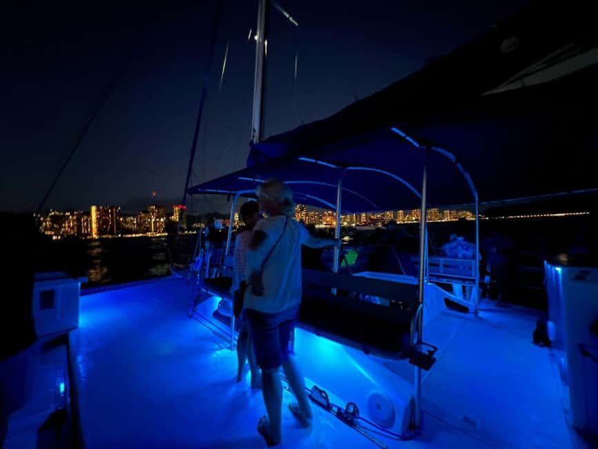 Waikiki: Sunset Swim & Sailing Experience - The Boat: Comfort Meets Style