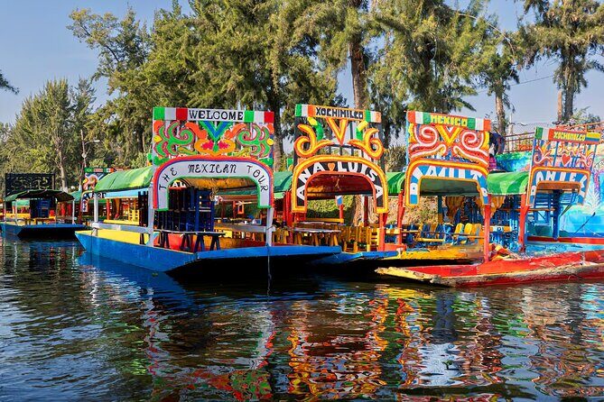 Xochimilco, Casa de Frida Kahlo, Coyoacán and UNAM - Authenticity and Practical Tips