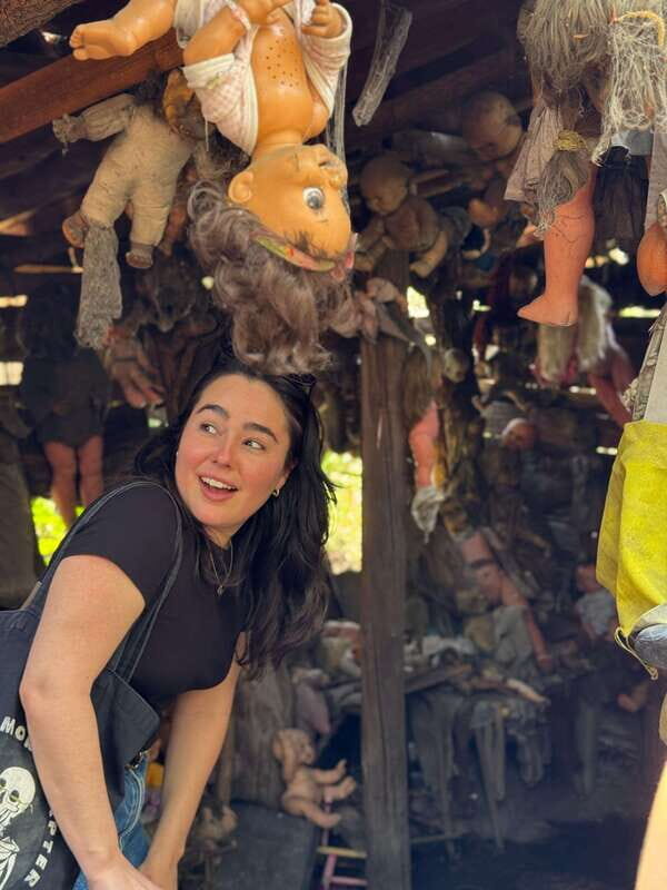 Xochimilco: Island of the Dolls Tour Games and Drinks - The Experience in Context