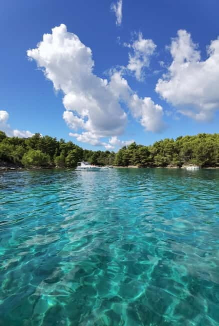 Zadar: Half-day trip boat with drinks and snorkeling - What Makes This Experience Stand Out?