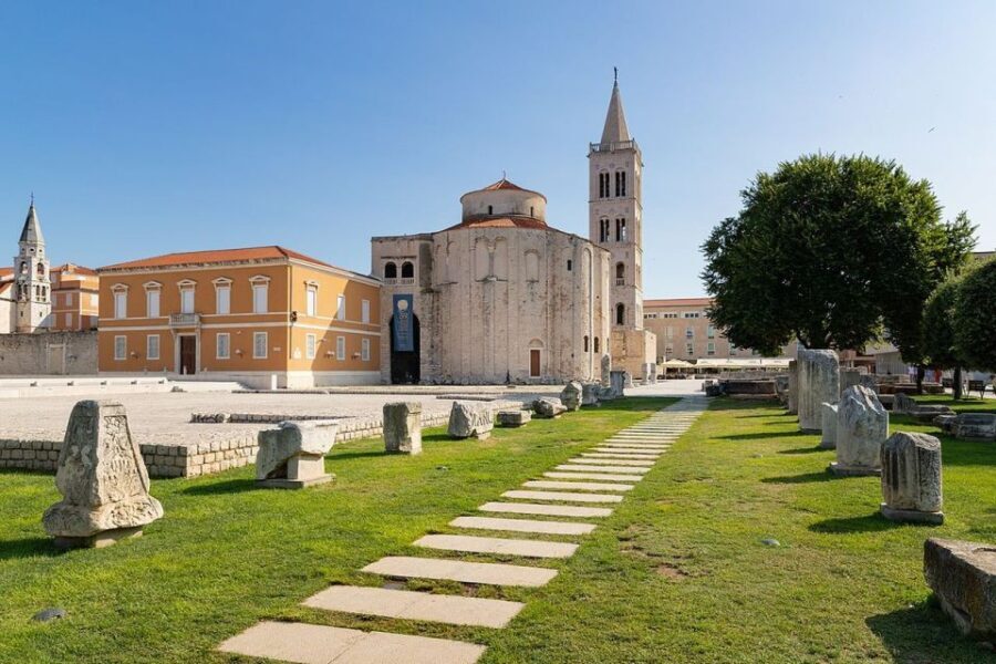 Zadar: Old Town Evening Group Guided Walking Tour - The Experience: What It’s Like on the Ground