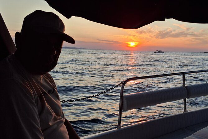 Zadar Sunset Tour by Boat with Wine and Snacks - Who Should Consider This Tour?