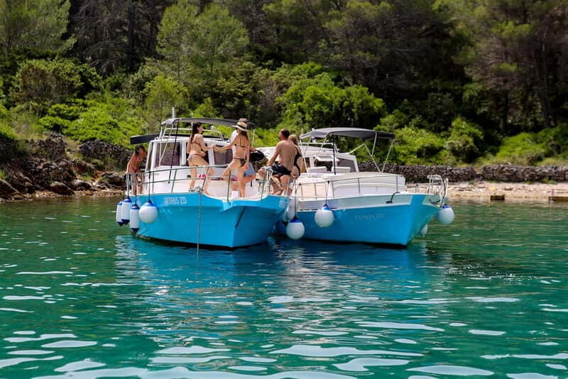 Zadar: Traditional Boat Cruise to Ugljan, Oljak & Galevac - Exploring Ugljan: Kostanj Beach