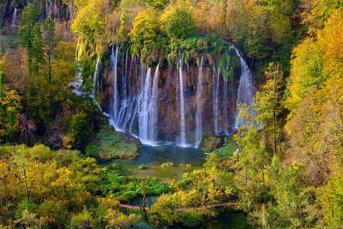 Zagreb to Split via Plitvice Lakes (3 hours stop is included) - The Magic of Plitvice Lakes National Park