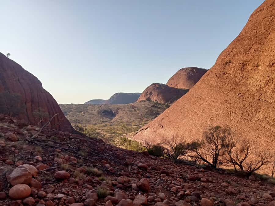 4-Day Tour of Uluru, Kings Canyon, and the West MacDonnell - Kings Canyon: A Dramatic Natural Wonder