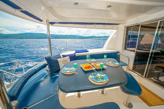4hr Private Luxury Yacht with Snorkeling, DJ, Bar, Food - Why Travelers Love This Tour