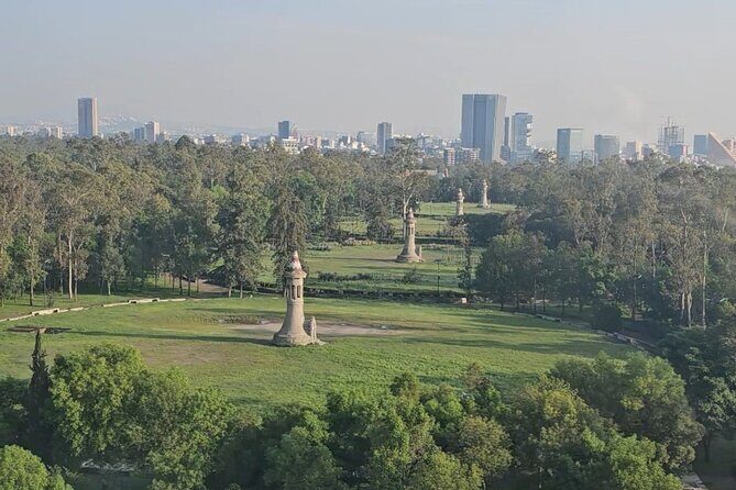 A singular journey through Chapultepec. - Practical Details and Value