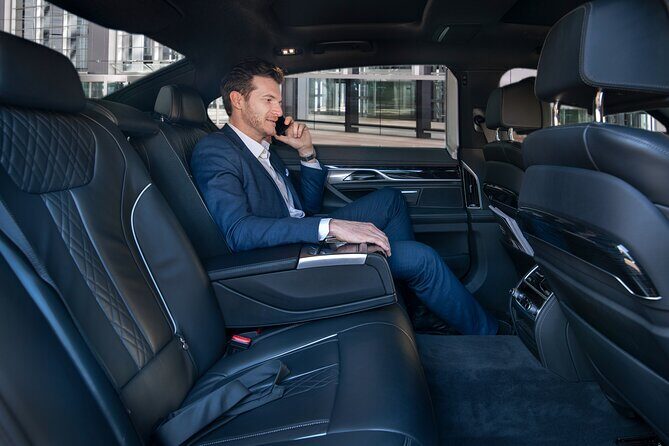 Adelaide's Ultimate Chauffeur Airport Arrival Experience - Why Choose This Chauffeur Service?