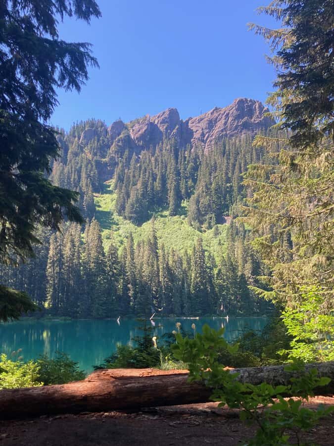 Alpine Lakes Hike In The Gifford Pinchot National Forest - Who Should Consider This Tour?