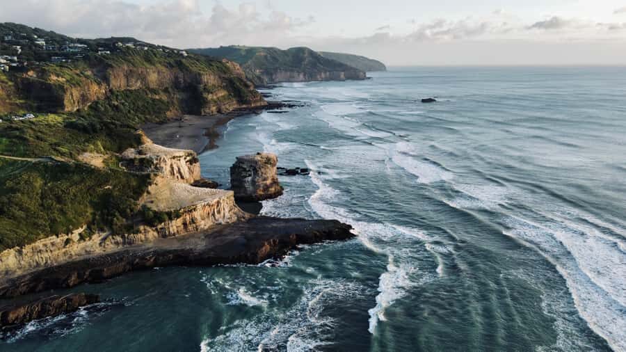 Auckland: Group Surfing Lesson with Muriwai Surf School - The Location: Muriwai Beach