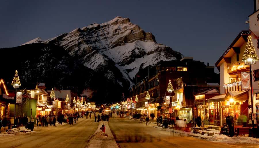 Banff: Majestic Holiday Tour From Calgary - The Banff Gondola Experience