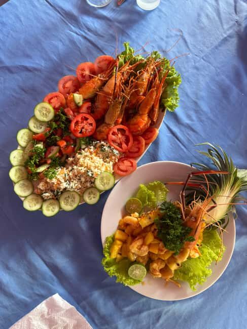 Barahona: Águilas Bay Beach Day with Lunch & Transfers - Detailed Breakdown of the Itinerary