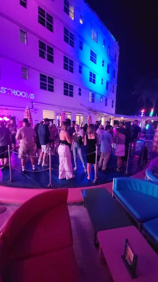 BigBeach Bar Crawl - South Beach Bar Hop and Club Experience - What Makes This Tour Stand Out