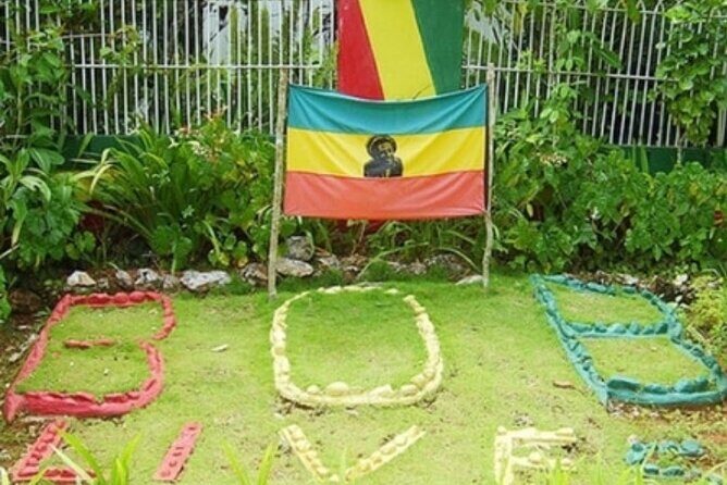 Bob Marleys One Love Private Tour 9 Mile - Who Will Love This Tour?