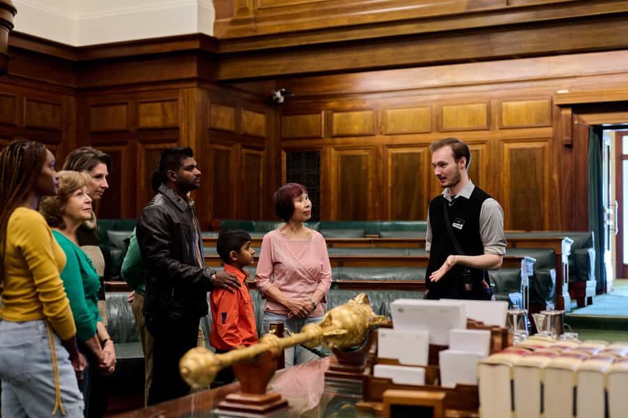 Canberra: Old Parliament House 'Walk Through History' Tour - Highlights of the Experience