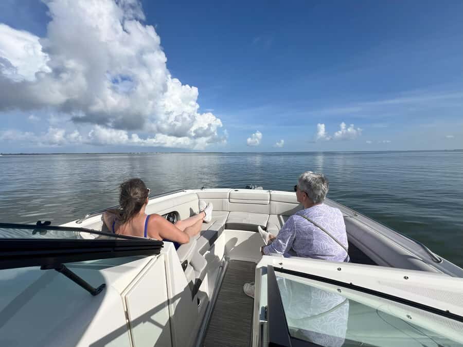 Cape Coral: Private Dolphin Watching and Dock & Dine Cruise - Who Will Love This?