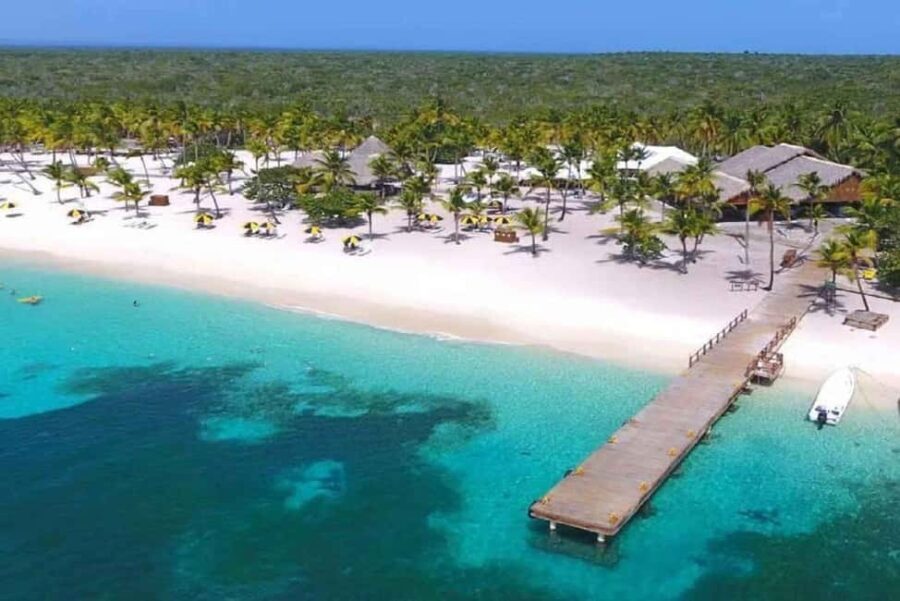 Catalina Island Catamaran Cruise with Lunch from Bayahibe - Practical Considerations