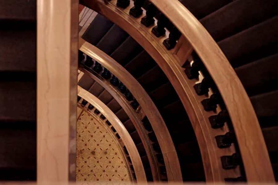 Chicago Architecture and True Crime Tour: Christmas Edition - Exploring the Tour: An In-Depth Look