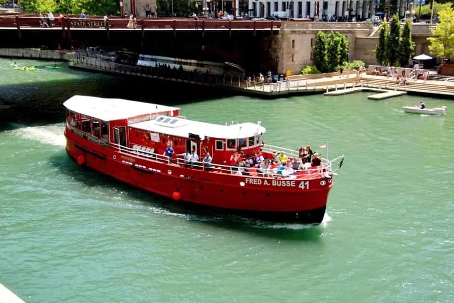 Chicago: Happy Hour Cruise - The Thursday Craft Beer Experience