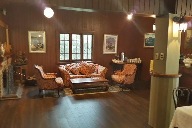 Commandants Dinner & Show - Who Will Love This Tour?