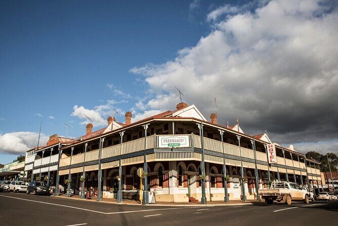 Crimson Cider Mystery Clue Hunt in Historic Bridgetown - What to Expect During the Clue Hunt
