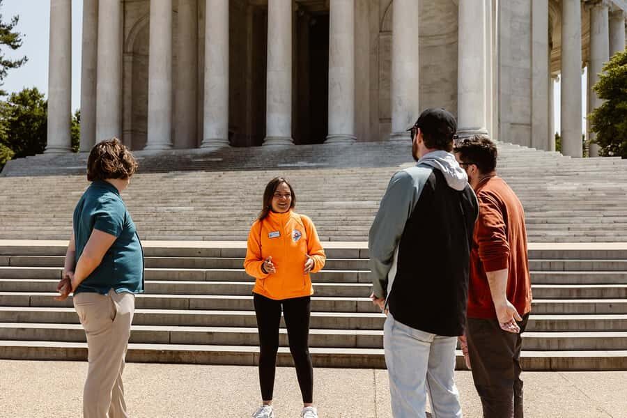 DC: Cherry Blossoms & Tidal Basin Memorials Walking Tour - Exploring the Itinerary in Detail
