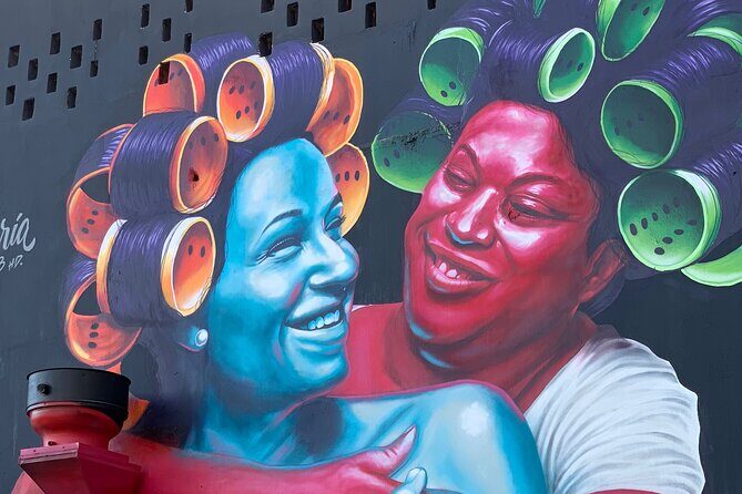 Discovering Puerto Rico: Lifestyle, Art, and Cultural Tour - Street Art in Santurce