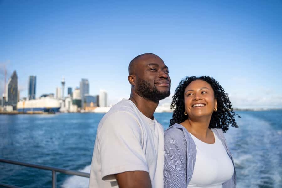 From Auckland: Taste Of Waiheke Island Day Tour - Insights from Travelers’ Reviews