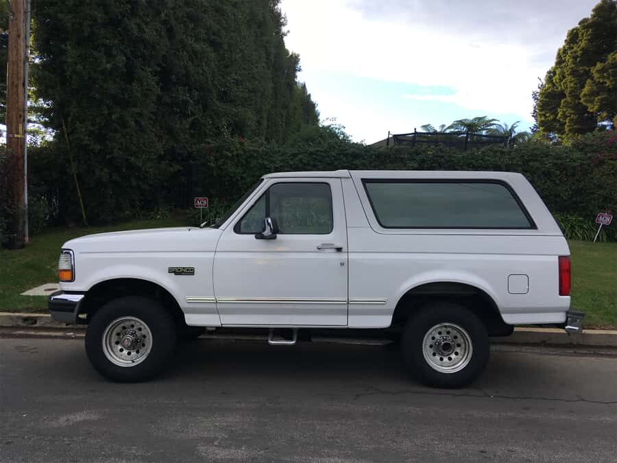 From Santa Monica: The O.J. Simpson Tour - What You Can Expect at Each Stop