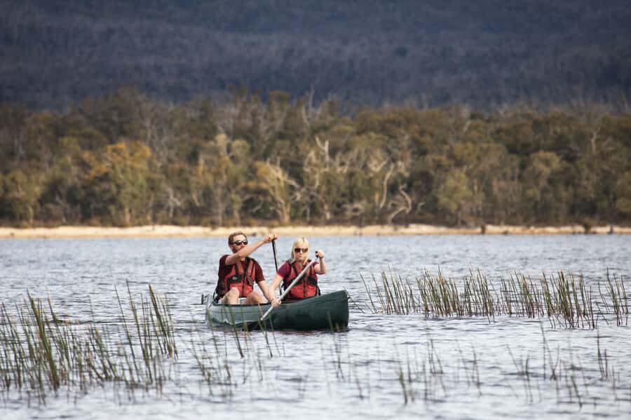 Grampians National Park: 2 Hour Canoeing Experience - Meeting Point and Logistics