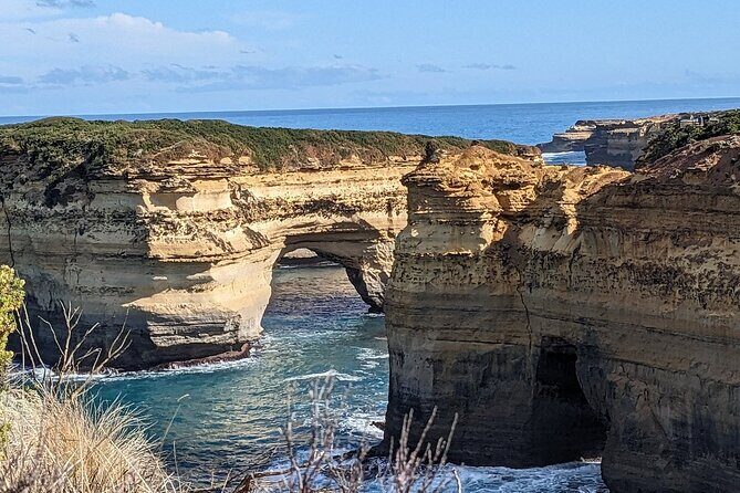 Great Ocean Road Tour Reverse SML GRP-DLUX Mini Bus Hotel Pickup - A Deep Dive into the Tour Experience