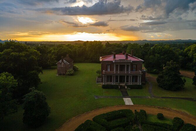 Guided Tours of Two Rivers Mansion and the 1802 House - What Will You Experience During the Tour?