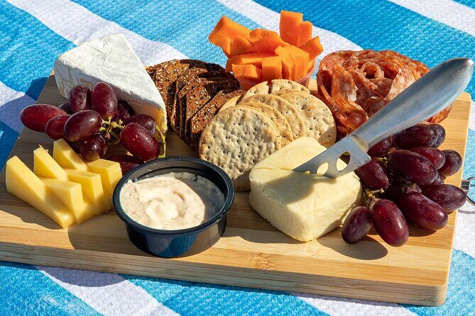 Heart Reef & Whitehaven Rest and Relax - 2.5Hr Helicopter Tour - Food & Beverages