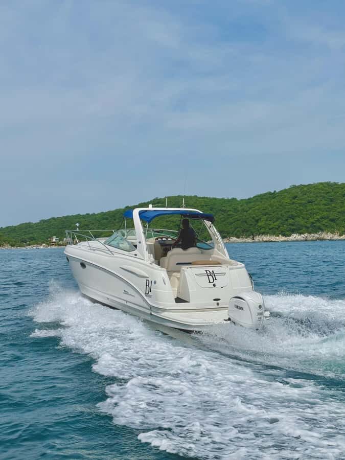 Huatulco: Sunset Yacht Cruise with drinks - Practical Details and What to Know Before Booking