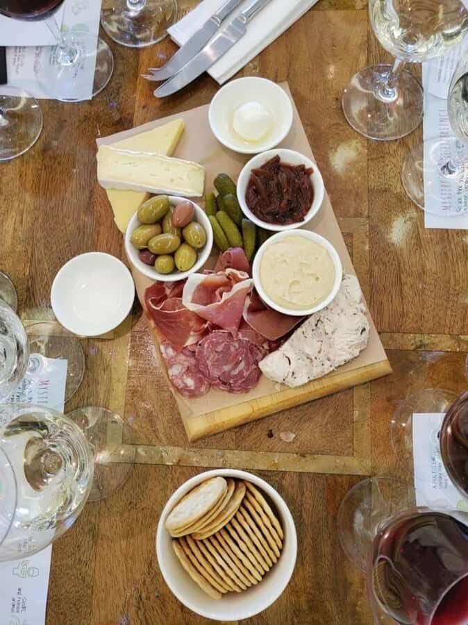 Hunter Valley: Wine, Food, and Behind the Scenes Day Tour - The Tasting Journey: Wine, Food, and Technique