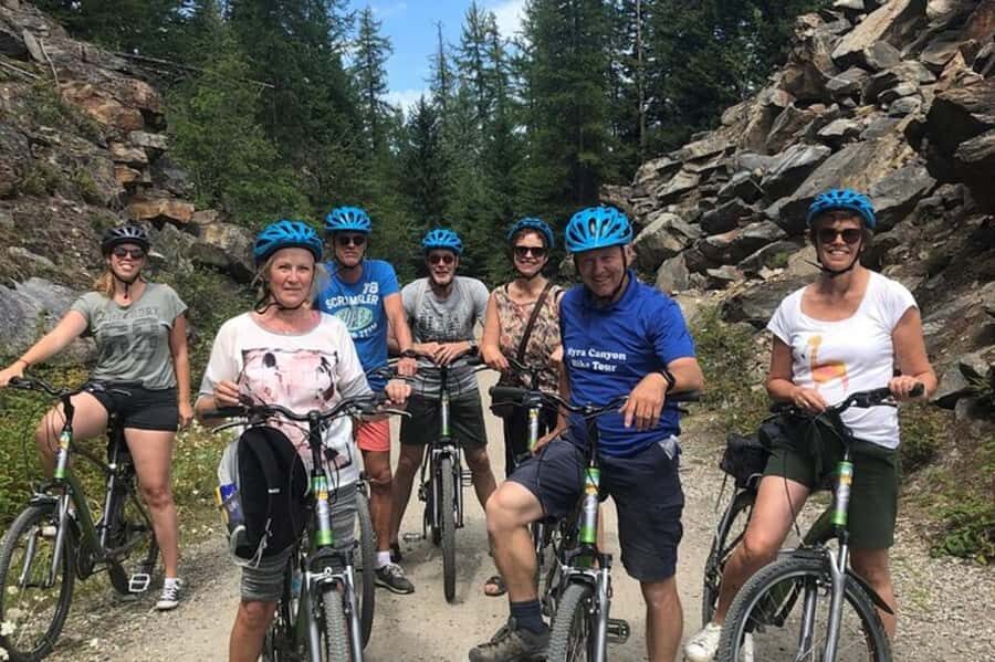 Kelowna: Myra Canyon Bike & Wine Tasting Full Day Tour - Who Would Love This Tour?