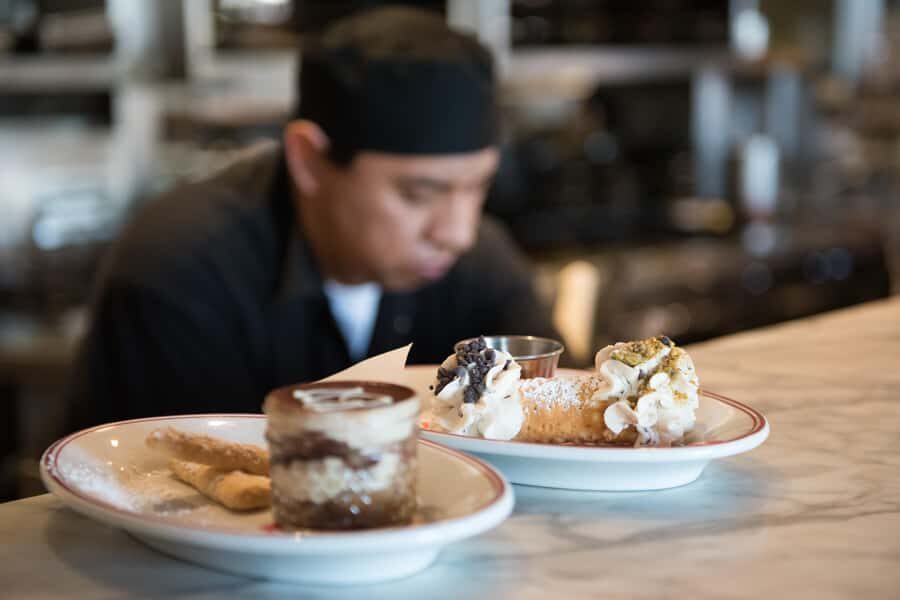 Las Vegas: Taste Downtown Flavors & Culture with 6+ Tastings - What the Reviews Say