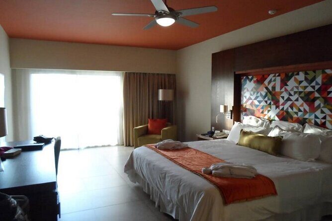 Majestic Colonial - Round Trip Shuttle - Punta Cana Airport - The Experience: What You Can Expect