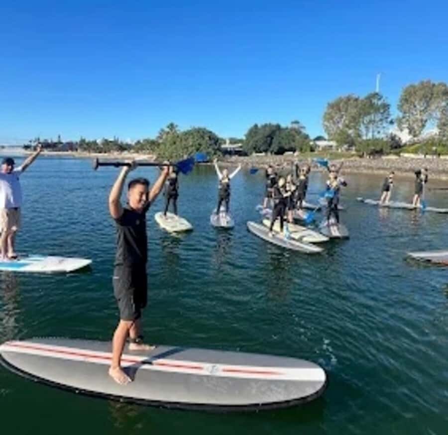 Maroochydore: Stand-Up Paddleboarding Group Lesson - What to Expect on the Water