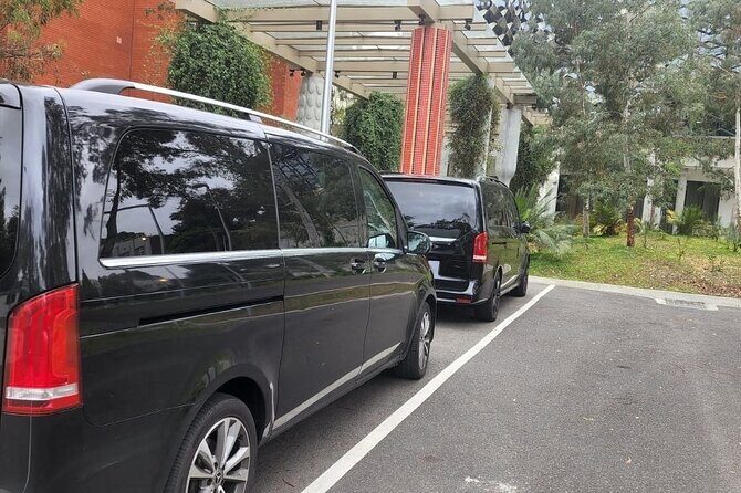 Melbourne Airport MEL private transfer to Mel cbd-suburbs - The Route and Duration