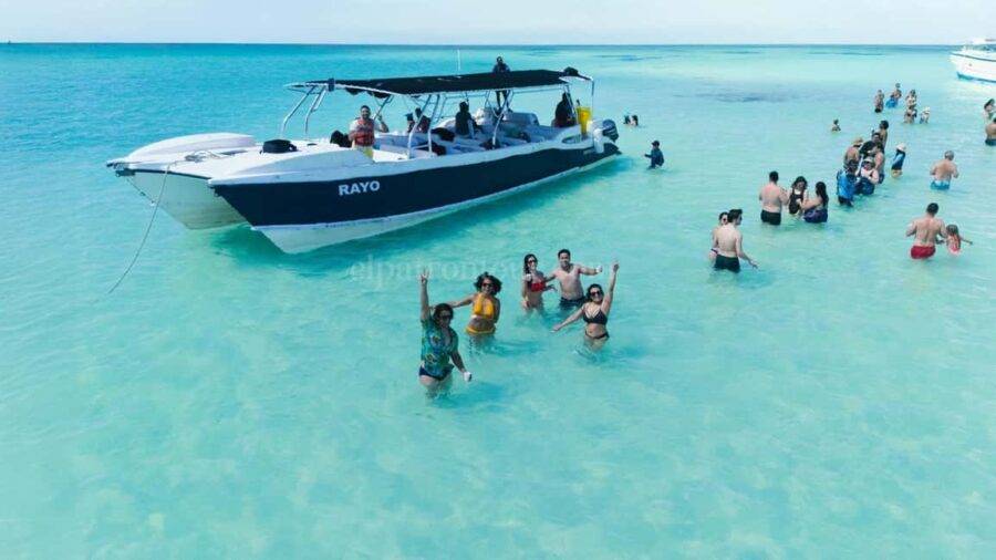 Miches: Isla Saona Day Trip with Catamaran & Lunch - What Makes This Tour Special