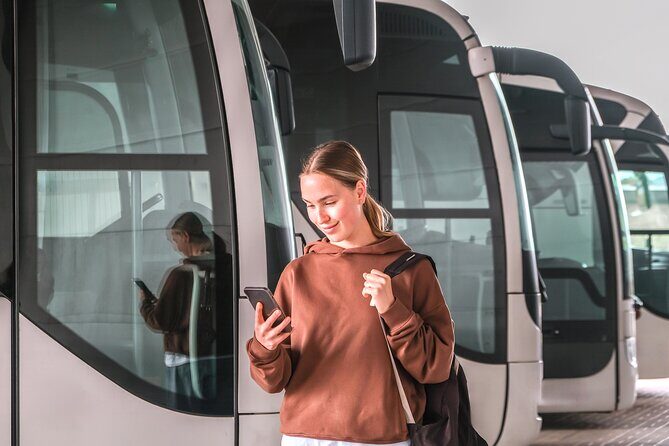 Nashville Airport Shuttle to Vanderbilt 2201 West End Ave - What to Expect at Pickup and Dropoff