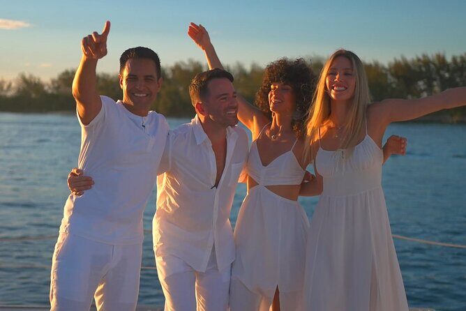 Nassau Sunset Dinner Cruise - Authentic Experiences and Traveler Insights