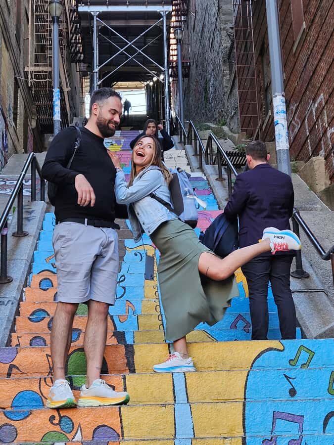 New York: Hip-Hop, Murals, Sports & Dangerous Neighborhoods Tour - Transportation & Group Size