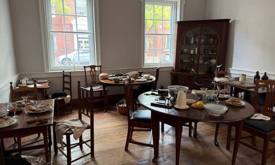 Old Town Alexandria (Entry to Gadsby Tavern & Christ Church) - What do travelers say?