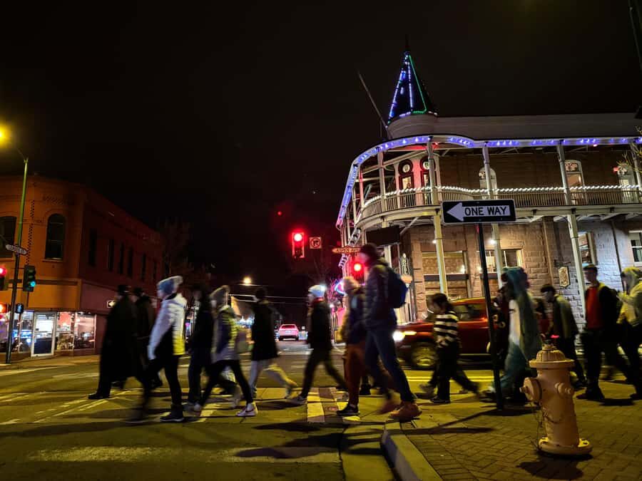 Prescott: Downtown Ghosts Haunted History Walking Tour - A Walk Through Whiskey Row and Beyond
