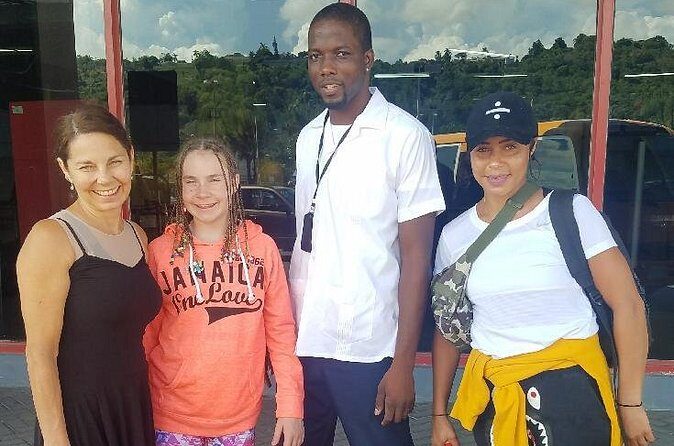 Private Airport Transfer to Royalton White Sands/Blue Waters Hotel - Frequently Asked Questions