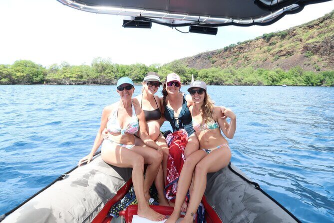 Private Charter Morning Snorkel and Wildlife Watch. Up to 18 Pax - Discovering the Kona Coast from the Water