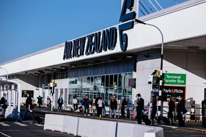 Private One-Way Transfer: Auckland Airport to Auckland City Hotel - Who Should Consider This Transfer?